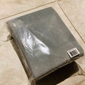 New King grey blanket